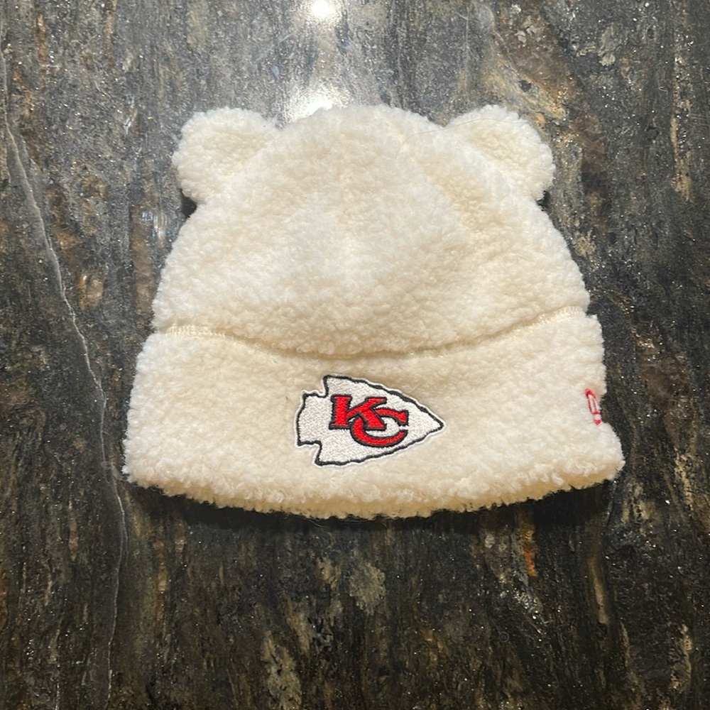 NWOT Baby Kansas City Chiefs Sherpa Hat